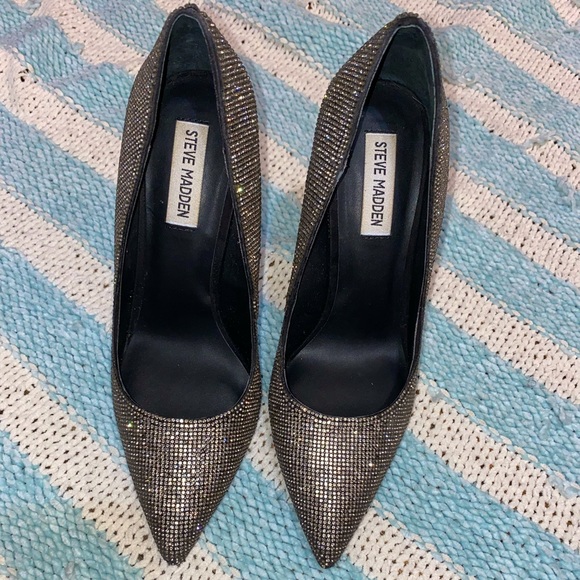 Rhinestone pumps - Picture 2 of 8